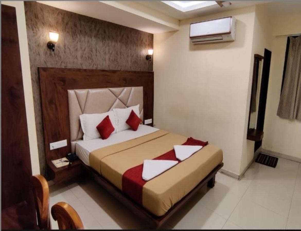 Hotel Samaira Residency,Dombivali Дайв Экстерьер фото